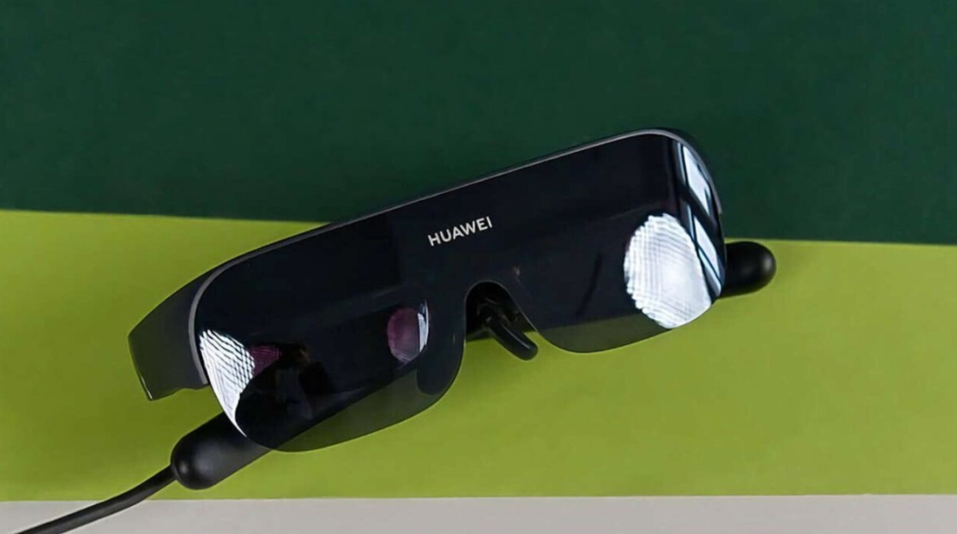 Huawei анонсує гарнітуру віртуальної реальності Vision Pro