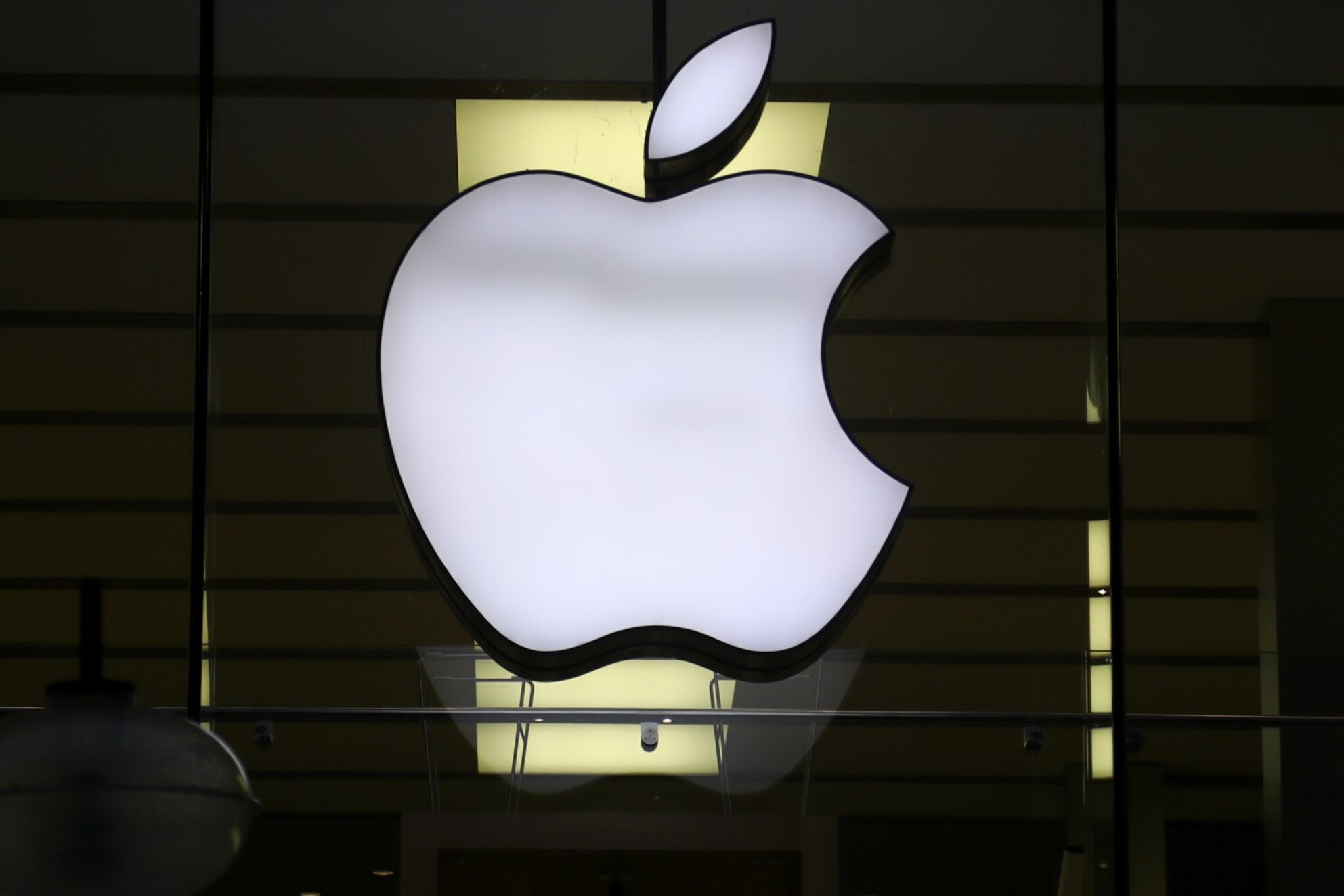 Apple скасовує проект зі створення смарт-годинника з MicroLED-дисплеями
