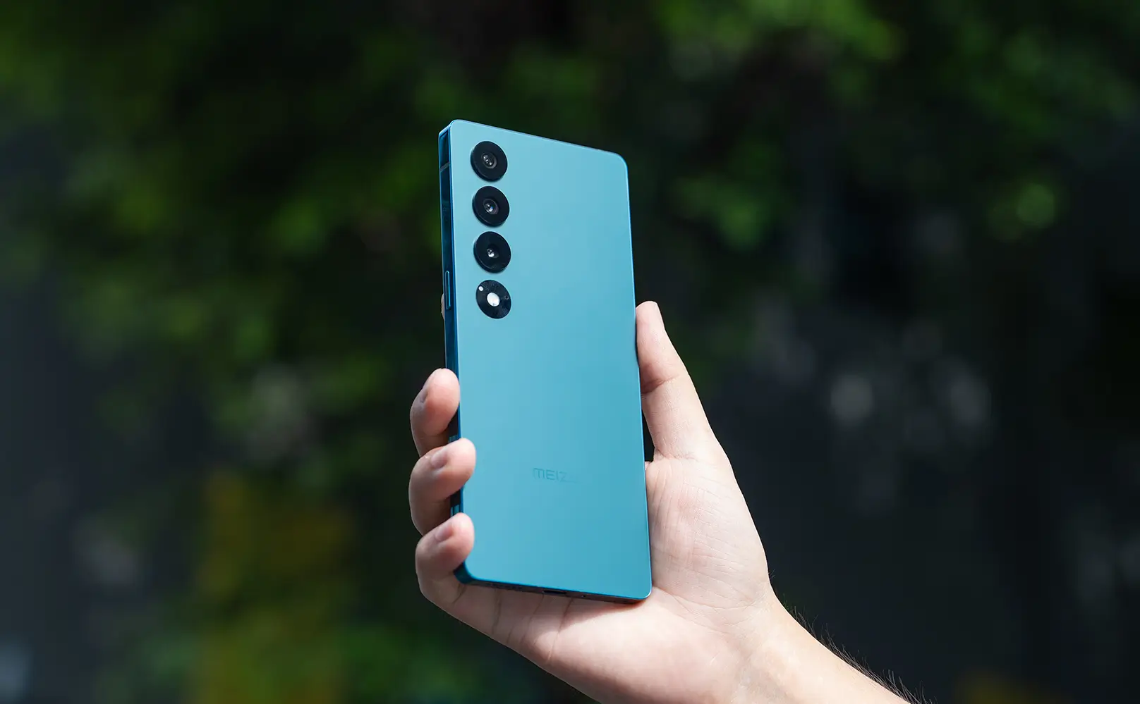 Polestar оголосив про випуск Polestar Phone з унікальним дизайном та функціоналом