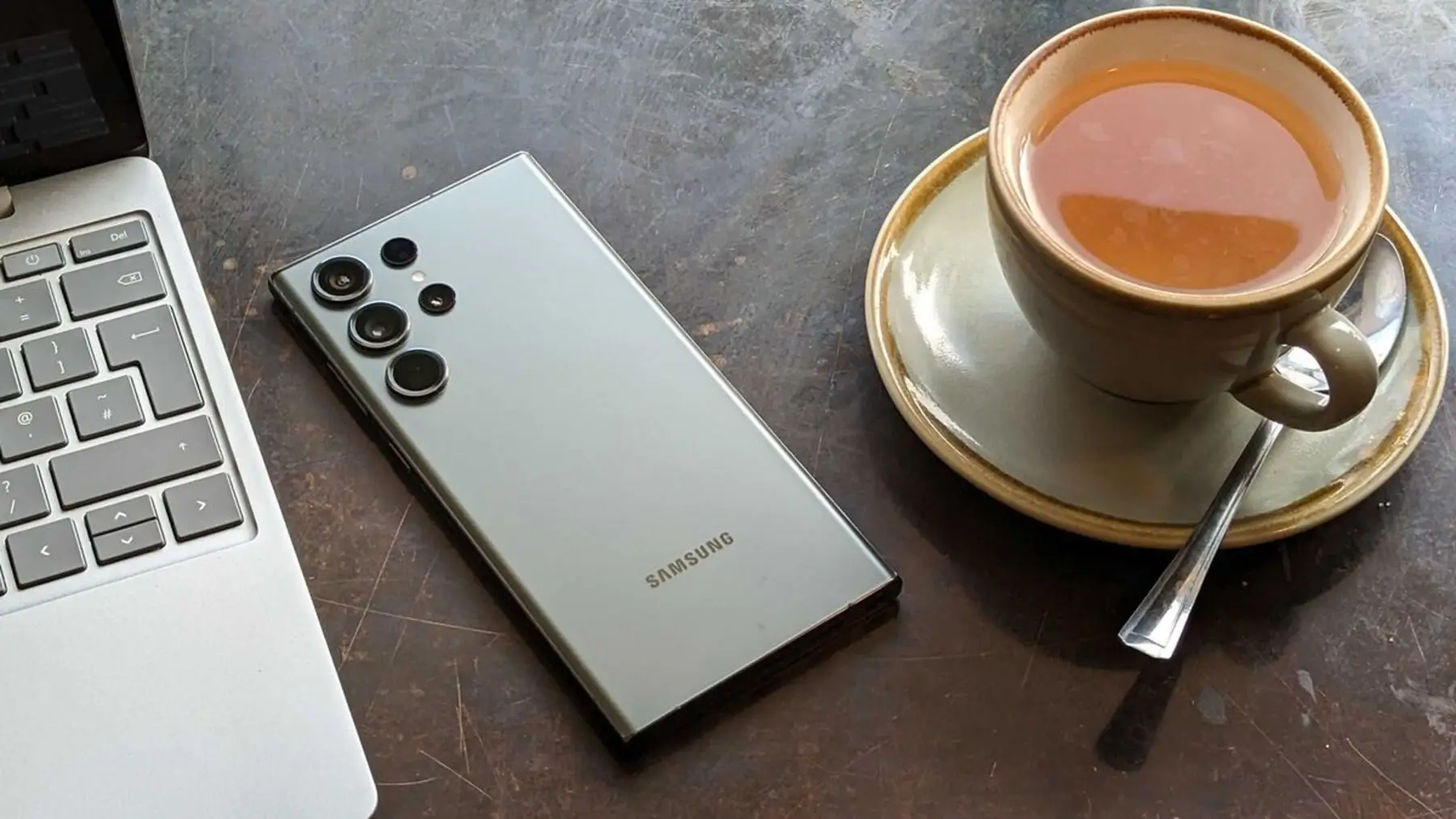 Samsung пропонує безкоштовну заміну дисплеїв