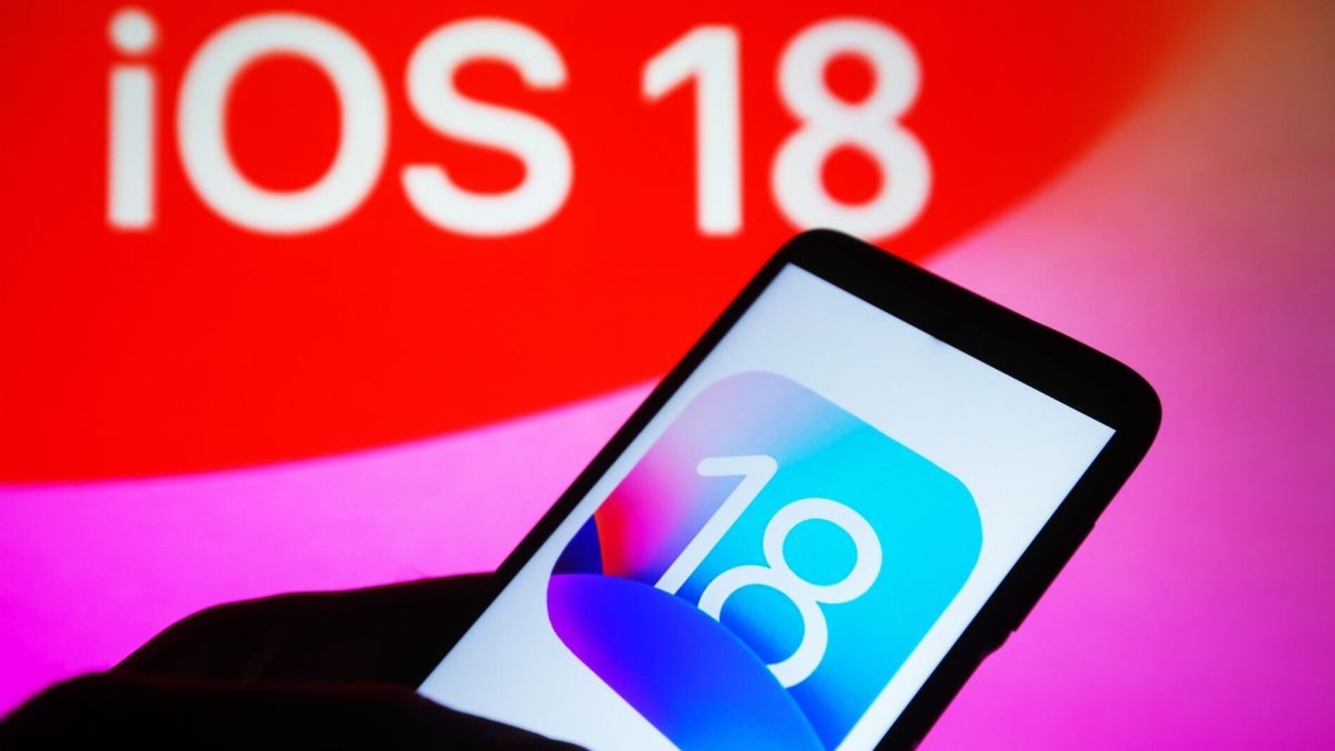 iOS 18 від Apple обіцяє значні покращення голосового помічника Siri та нові можливості