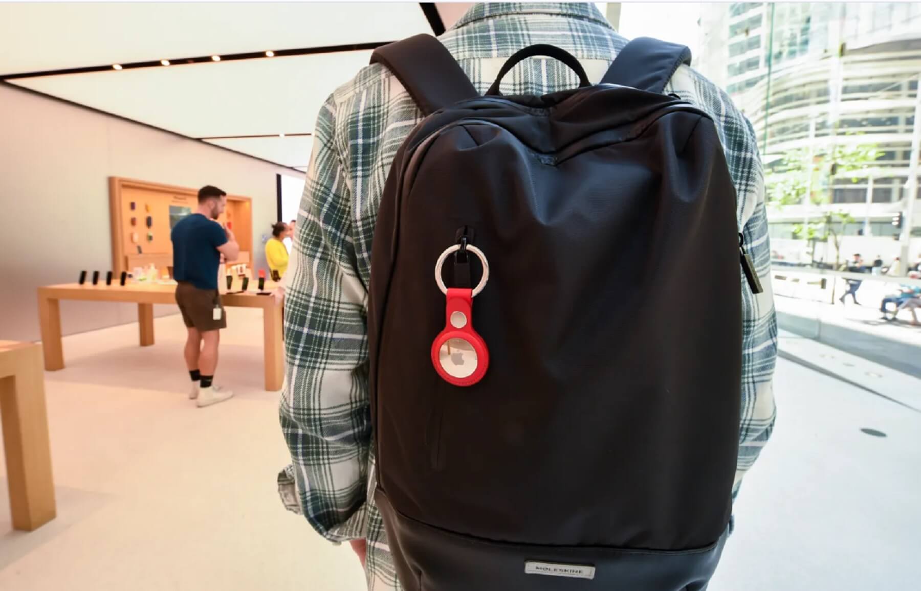 Apple розширює функціональність додатку Find My