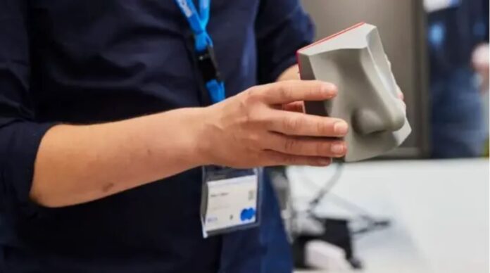 AI Nose дарує роботам шосте чуття — тепер вони відчувають запахи