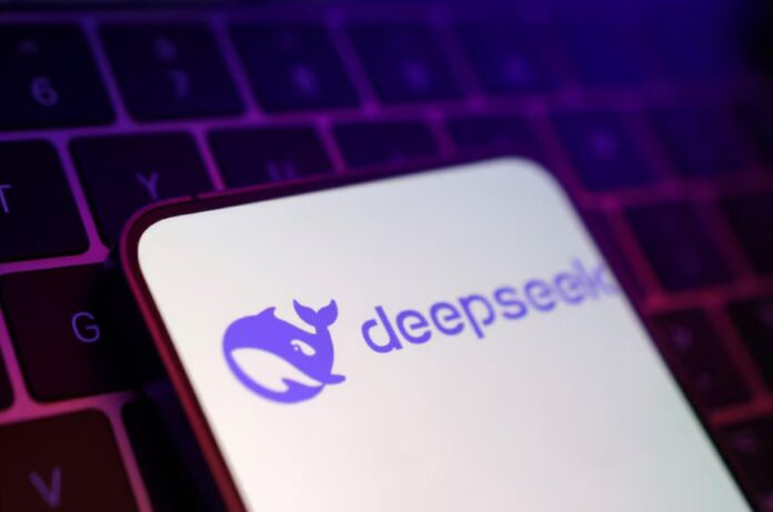 DeepSeek звинувачують у допомозі китайським військовим