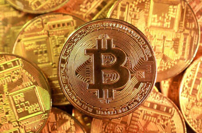Bitcoin завершує жовтень зі збитками вперше за сім років