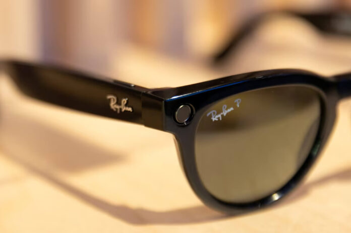 Meta відкладає світовий запуск окулярів Ray-Ban Display