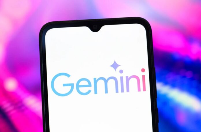 Google дозволила переносити чати в Gemini з інших ботів