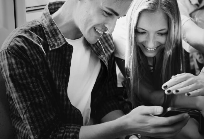 Android-розробник Артем Пелевін заявив про ризики використання соціальної мережі Yedna