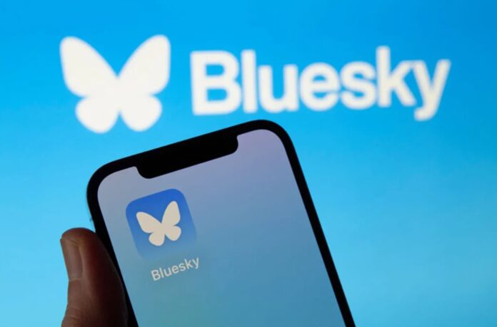 Соціальна мережа Bluesky запустила групові чати